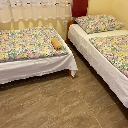 Hazafi Nyaralo Tatil Evi