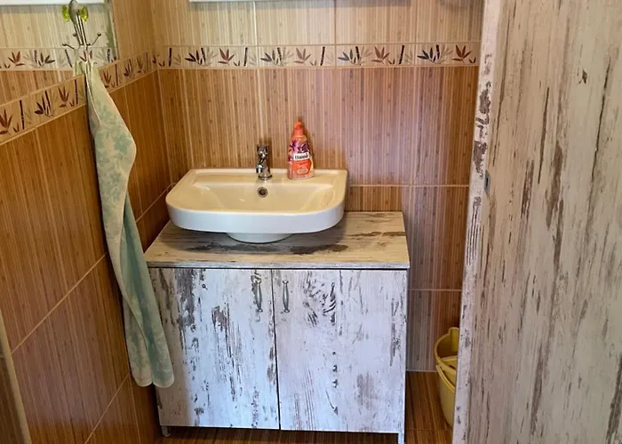 Hazafi Nyaralo Vonyarcvashegy